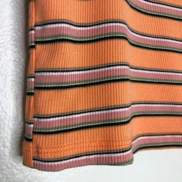 Olivaceous Ribbed Crop Top Polo - Picture 5 of 11